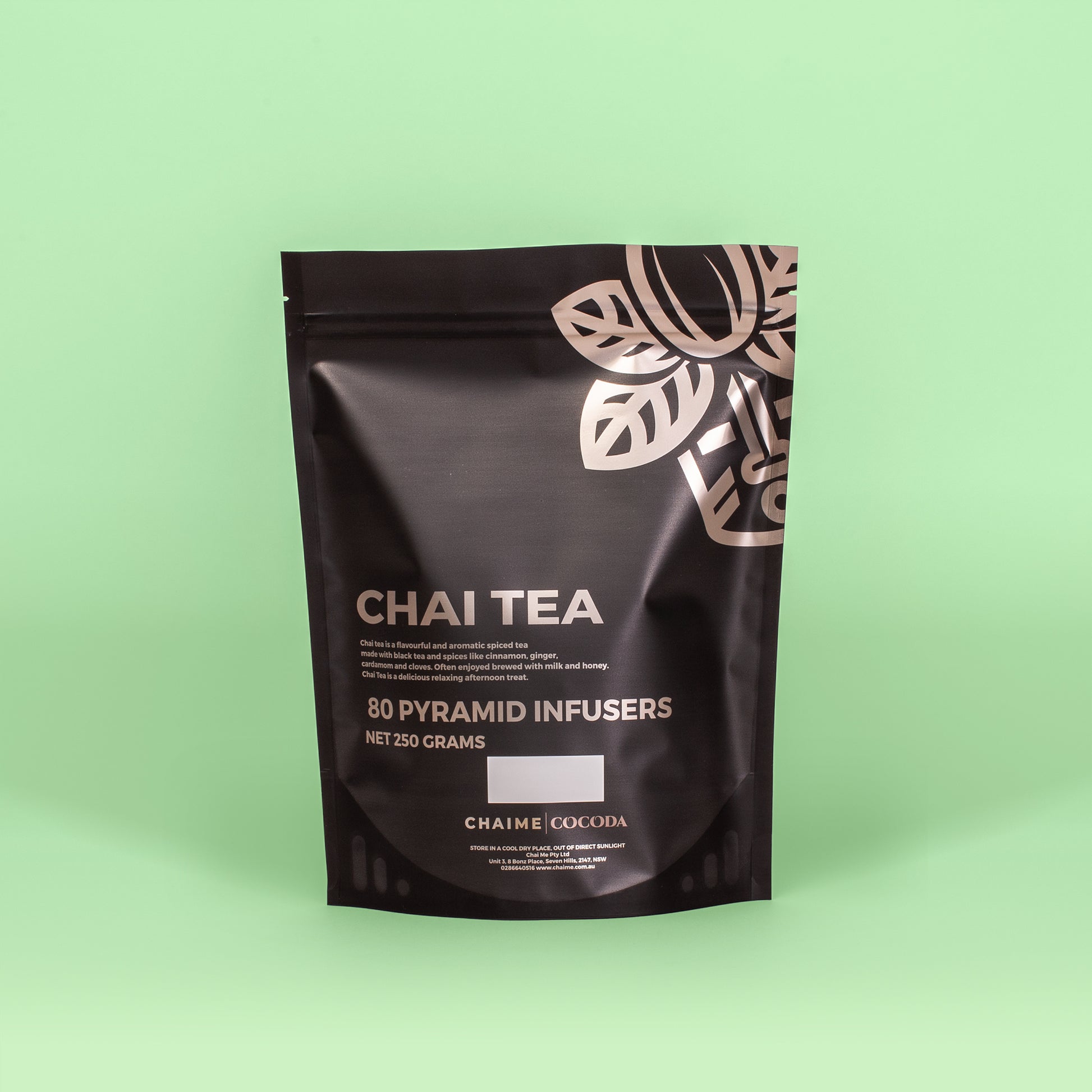 Pouch of 80 Pyramid Infusers chai tea with gold leaf design